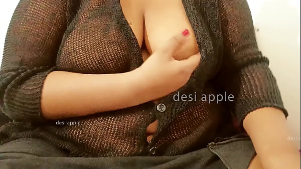 Play MP4 - Indian aunty showing boobs to neighbour