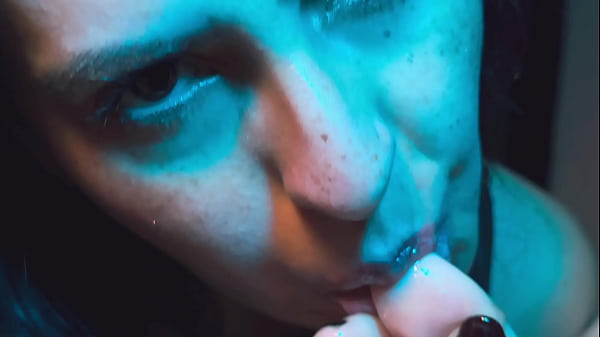 Would you lick my honey feet 