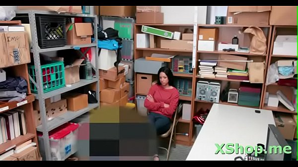 Delectable young perfection Amethyst Banks conquers a_huge python