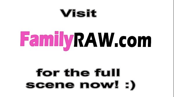 Nonton Tiny Pussy Pounded With Monster Dick thumbnail