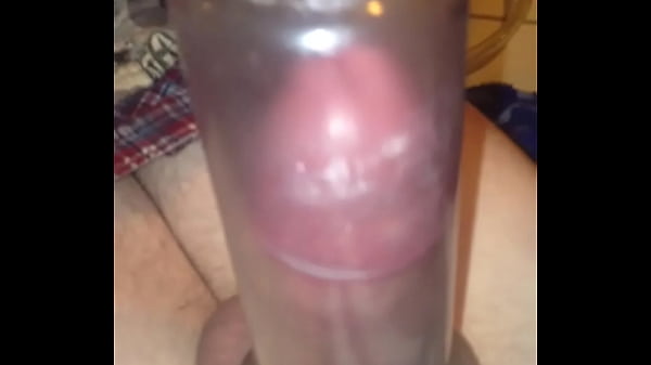 Play MP4 - Countdown to cum in penis pump