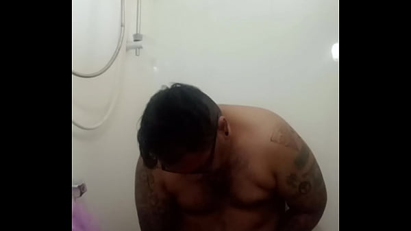 Brij Shower Wanking & Jizzing 