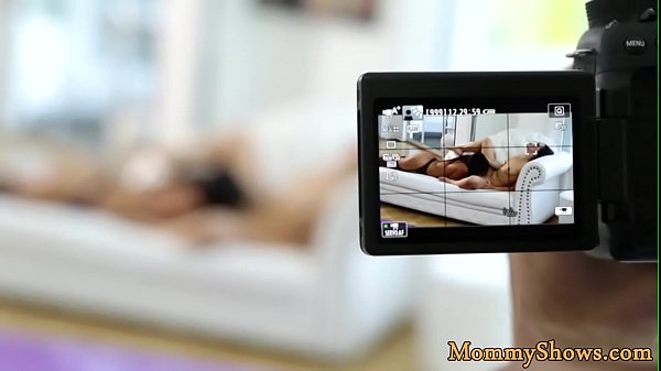 MILF stepmomorally satisfying pretty teen