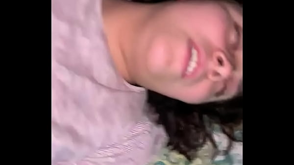 Play MP4 - Putita infiel le gusta montarse en mi verga y me pide hacerle un squirt final feliz