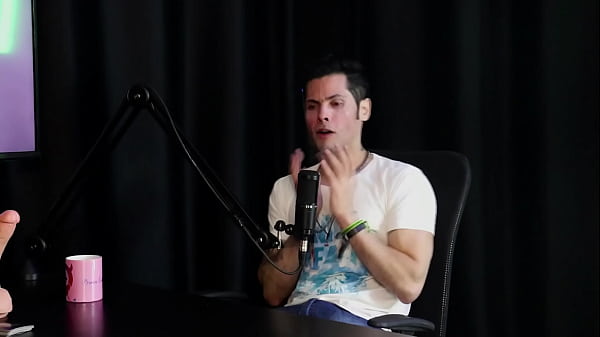 Depois da pandemia buscou um trabalho alternativo a diferen&ccedil;a da cria&ccedil;&atilde;o para o porn&ocirc; e a aceita&ccedil;&atilde;o de sua fam&iacute;lia jow jow sheer red 