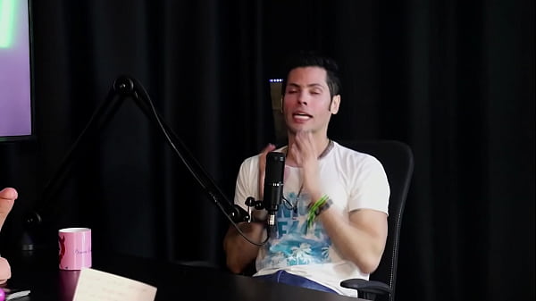 Depois da pandemia buscou um trabalho alternativo a diferen&ccedil;a da cria&ccedil;&atilde;o para o porn&ocirc; e a aceita&ccedil;&atilde;o de sua fam&iacute;lia jow jow sheer red 