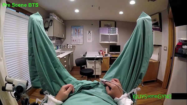 Play MP4 - The Cum Clinic Extraction &num;4 - Doctor Tampa Treated By Nonbinary Doctors