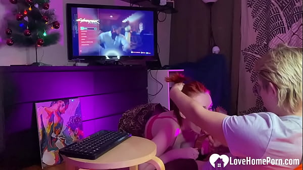 Redhead suks my cock nidely 