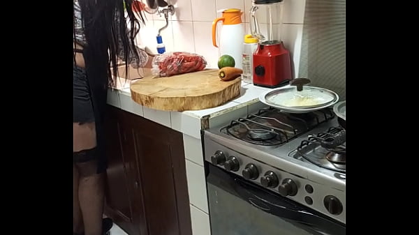 Nonton Le Hecho El Ingrediente Secreto A La Comida thumbnail