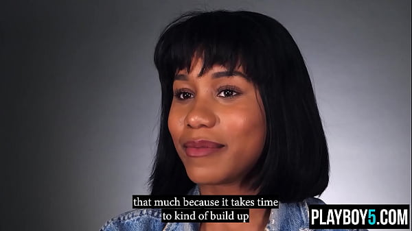 Play MP4 - Black MILF Jenna Fox solo masturbation session with an orgasm