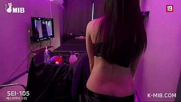 Nonton Korean Perverted Girl Tied Up And Teased By Her Master thumbnail