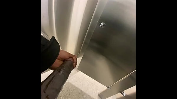 Play MP4 - Womens Restroom Masturbating With The Door Open &lpar;Risky Asf&rpar;