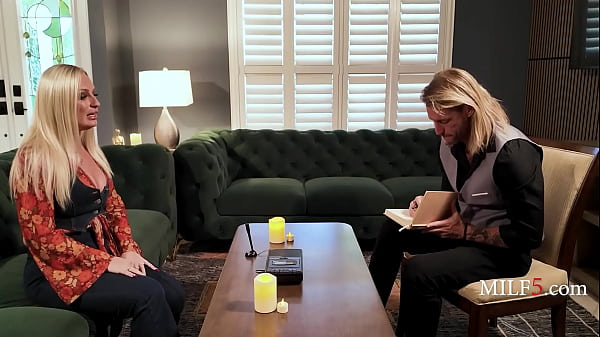 The haunting milfs wanting elana bunnz ryan mclane 