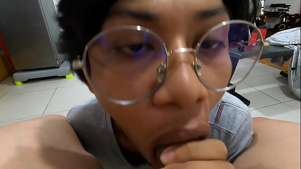 Play MP4 - Delicioso sexo oral de chico gay a su novio maduro