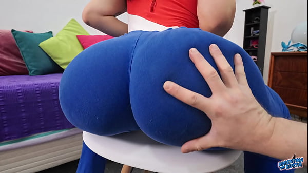 Incredible Brunette! Big Jiggly Butt! Huge Cameltoe! Puffy Nips! Tall Goddess in Tight Umbrella-Girl BodySuit! 