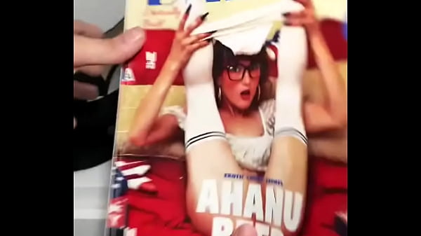 Why does she look so familiar baddmag #4thofjuly #adult #ahanureed #reedunaha #america #americanbadass #badder #mag 