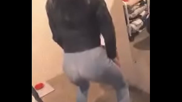 Nonton La Perrita Caliente thumbnail