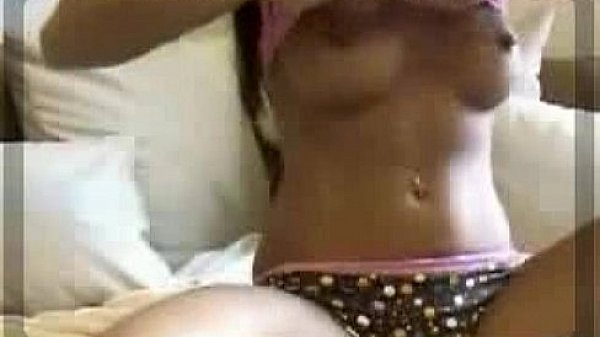 amazing hot chick200120 