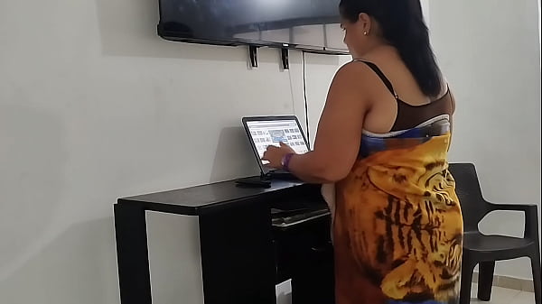 Nonton Hijastra Muy Puta Seduce Con Su Culo A Viejo Asqueroso De Su Padrastro Para Que Le Haga La Tarea. Luego Termina En Una Dura Y Delicisa Follada Y Con El Culo Lleno De Leche thumbnail