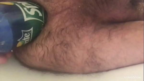 Play MP4 - Refresc&aacute;ndome el culo a base de Sprite