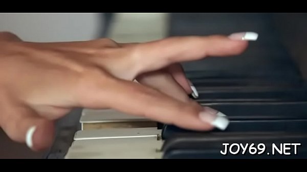 Pink teen_pussy gets toyed