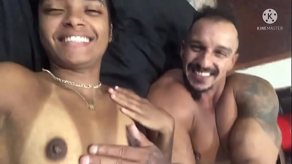 Novinha Deliciosa Fedendo No Amador thumbnail