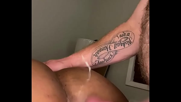 Ebony slut takes white cock 