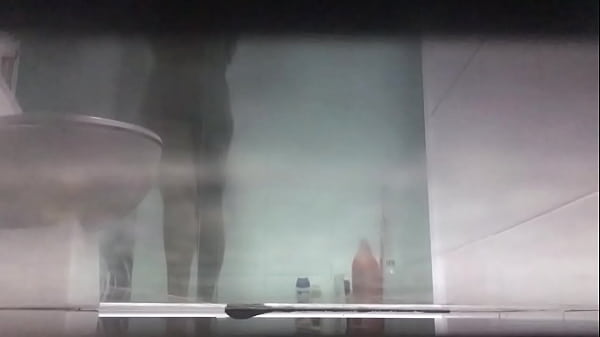 Vídeo amador gostosa tomando banho