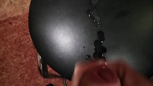 Play MP4 - Quick sperm squirt