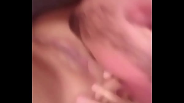 Play MP4 - Eating MrsSmith