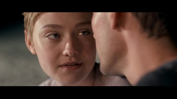 Dakota fanning stayed in her underwear 