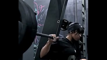 Legday vibesssss y mala iluminaci&oacute;n mi c&oacute;digo linna para 25 dragonpharma llc 10 gym fitgirl gymoutfit moti