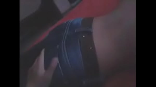 Acariciando a mi_nena 18años