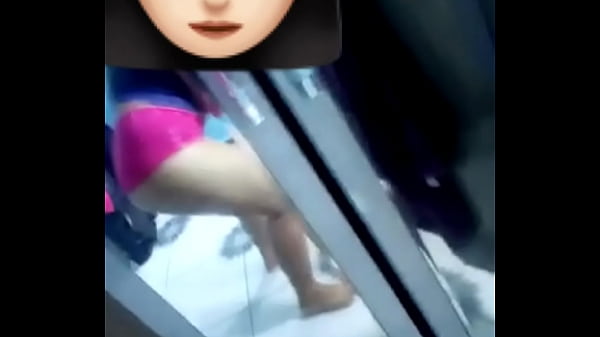 Play MP4 - Mostrando como vai rebolar na minha rola