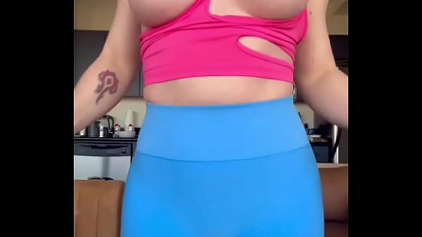 Getting ready for the gym but i'm just so horny 