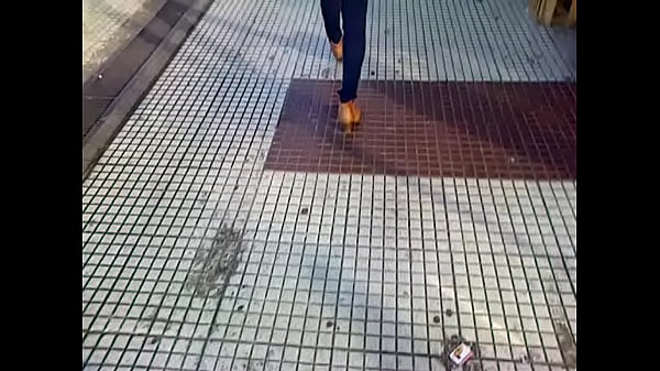 Culo de mujer en Moron 