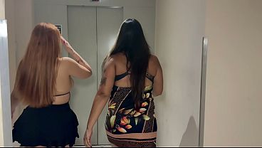 Nonton Emprestei Minha Amiga Pro Meu Marido E A Safada Se Gozou Toda No Dotado thumbnail