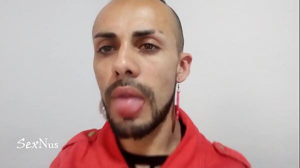 deliciosos labios con lengua 