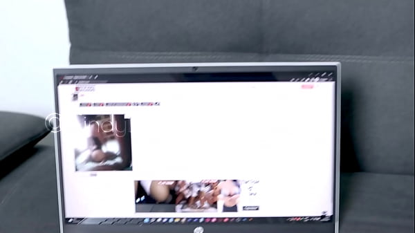 Play MP4 - Te gusta mirarme mientras me meto los dedos papi&quest;