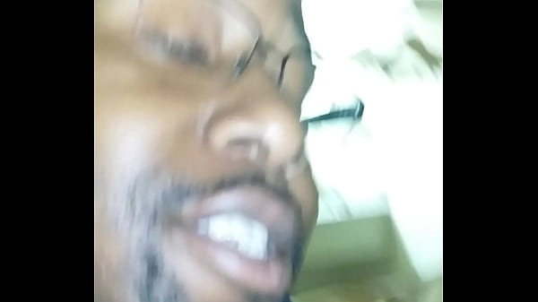 Play MP4 - DMV slut Brianna twerking that ass before work&period;  301-732-0792