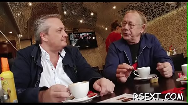 Slender doxy rocks a hard pole 