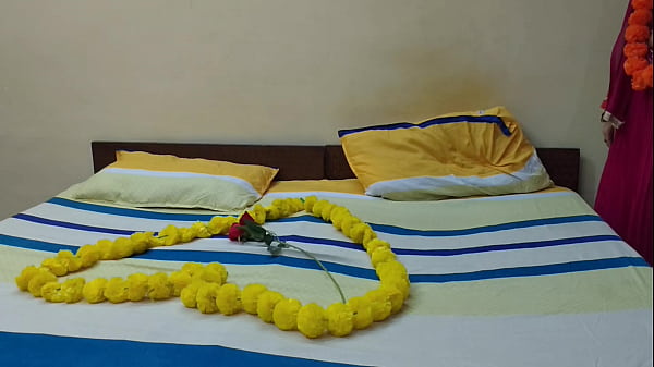 Play MP4 - First Night of a newly married desi beautiful girl with addicted husband