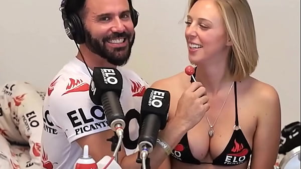 Lovely Lo en la_previa del cuarto picante