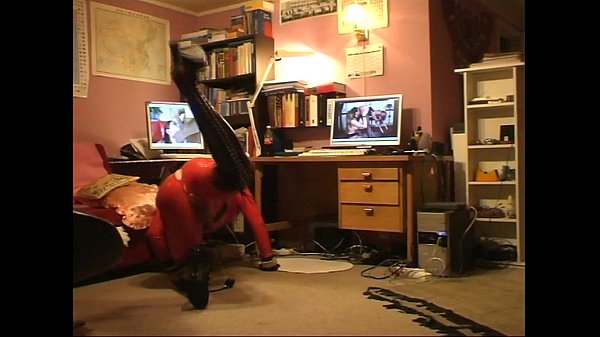 Roxina2008RedLatexBigGurl150708XXXL.MPG