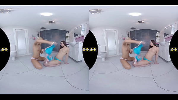 Virtualpee VRPiss drinking and dildoplay onthe bathroom floor