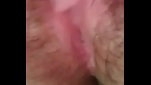 young girl masturbates her pussy_part 1