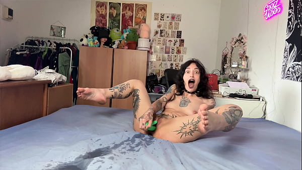 This Toy By Vivifie Made Me Squirt So Much That I Can See Birds! thumbnail