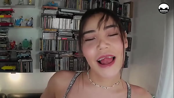 Now the second part of my video with the superb jadecve from the french tv show "la villa des c&oelig;urs bris&eacute;s" i take off 