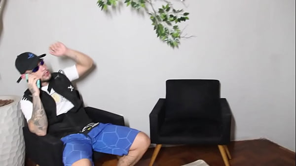 Perdendo a mulher pro agiota 