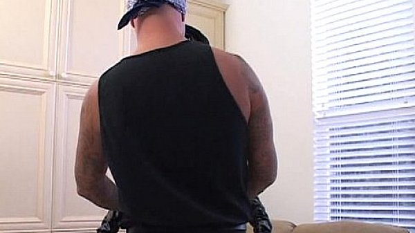 Metro - Somebodys m. - scene 3 